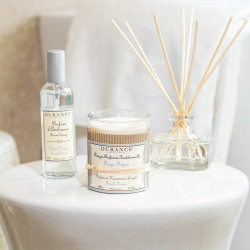 🕯️ Bougie Parfumée Linge Propre – 180g  de la marque Durance